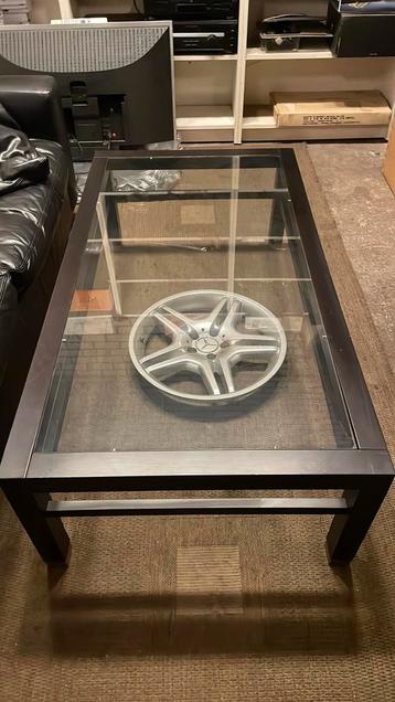 Salontafel met glas 130,5X70,5  gratis.