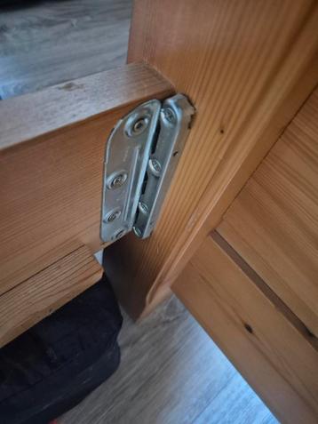 Eenpersoonsbed met elektrische lattenbodem