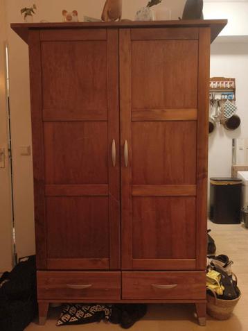 Gratis houten (kinder) kledingkast - Nijmegen