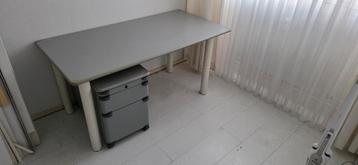 GRATIS Bureau