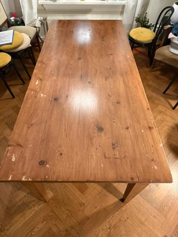Massief houten eettafel 6/8 pers