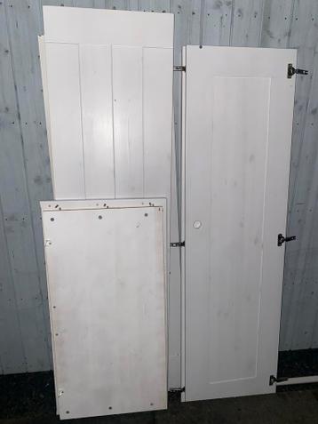 Gratis kledingkast - zsm af te halen!