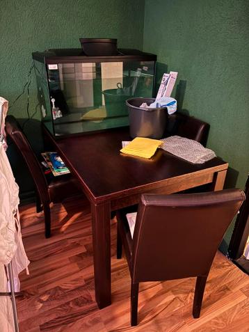 Eettafel stoelen 4st.