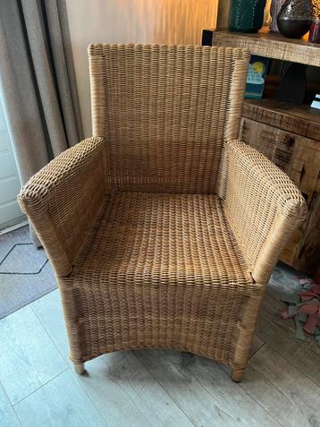 Gratis stoel (rotan/riet)