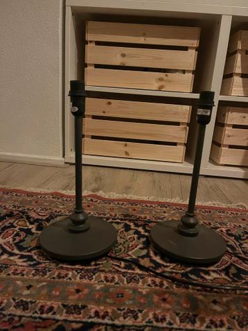 2 Lampen Standaards Zonder Kap | gebruikt | Grates ophalen