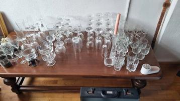 Gratis diverse glazen en kristal