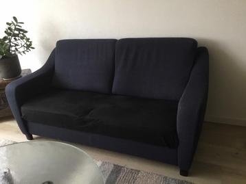 donkerblauwe bank. 2.5 zit.