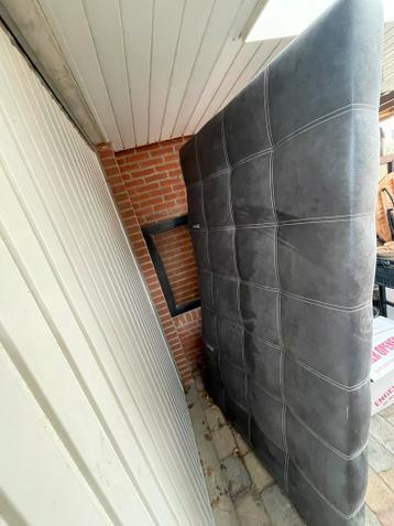 Hoofdbord gratis afhalen