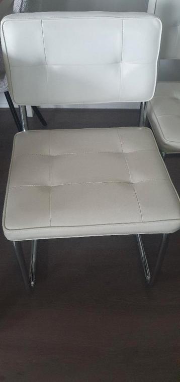 Eettafel stoelen wit en creme wit