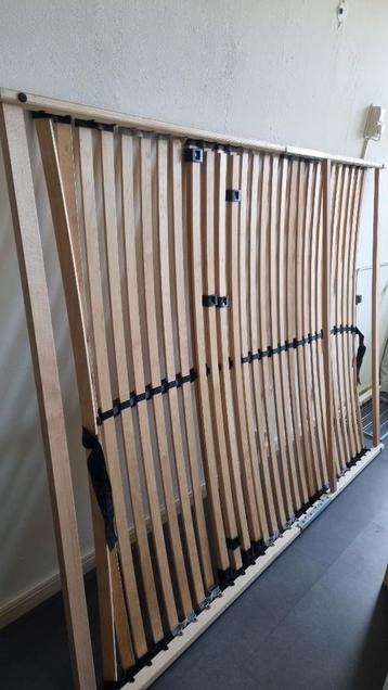 Houten lattenbodem - gratis ophalen vóór 27 februari