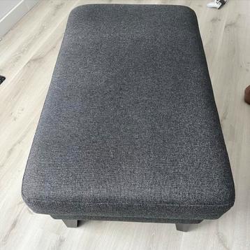 Gratis ophalen! Grijze Rechthoekige Stoffen Voetenbank