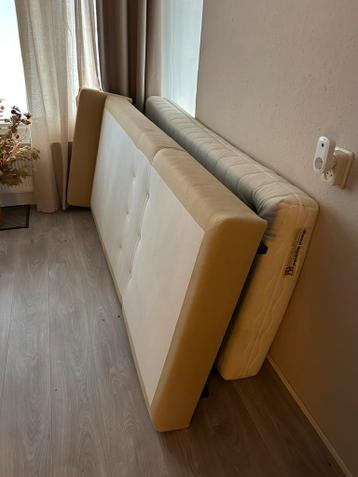 Eenpersoonsbed (elektrisch) gratis!