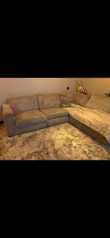 Beige ribstof hoekbank vandaag gratis op te halen!!