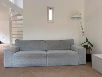 Gratis af te halen - 250 cm breed, 95 cm diep -