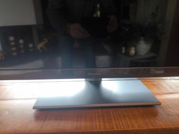 3d tv Panasonic 37 inch gratis ophalen. Zie omschrijving.