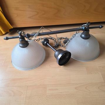 GRATIS Hanglamp met glazen kappen