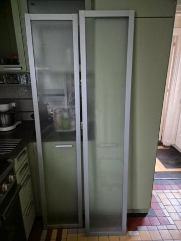 Billy boekenkast boekenkastdeuren ikea melkglas zilverkleur