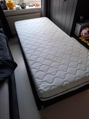 Onderstel boxspring + los matras (gratis ophalen))