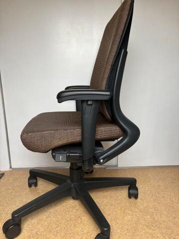 Verstelbare bureaustoel