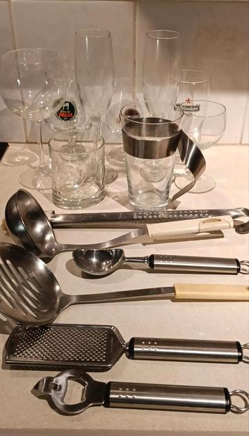 Gratis glazen/keuken atributen