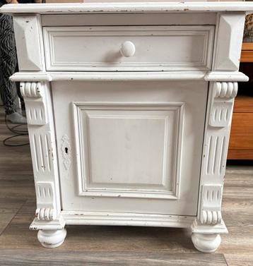 2x opknap nachtkastjes