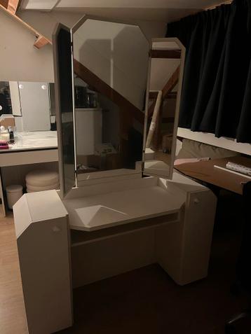 Witte kaptafel (MOET voor zondag weg!)