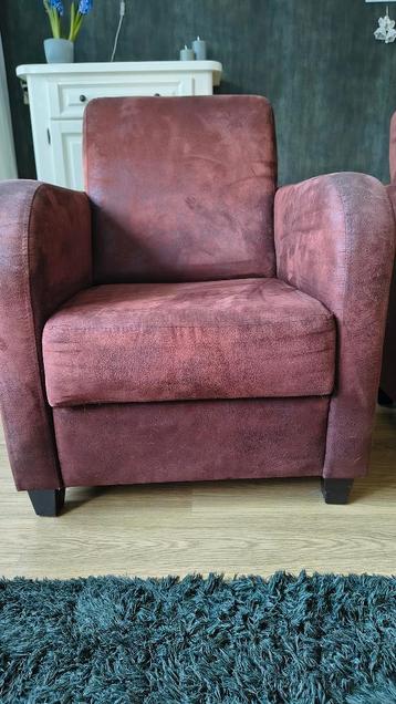 2 bruine (bijzet) stoeltjes / fauteuils