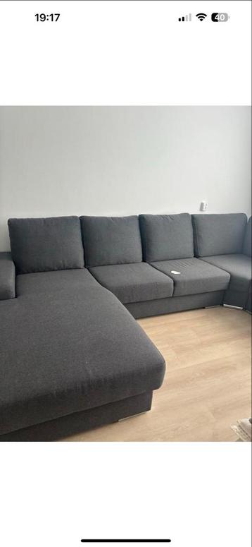 Grote U-bank gratis ophalen in Schiedam