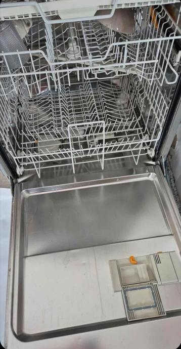 Gratis Miele inbouw vaatwasser - Wegens nieuwe keuken