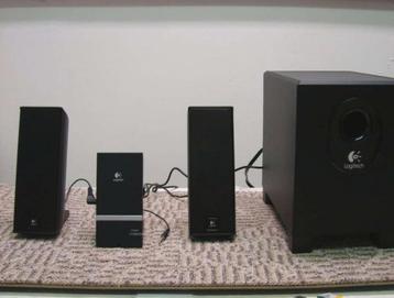 Gratis: logitech x-240 speaker systeem 2.1