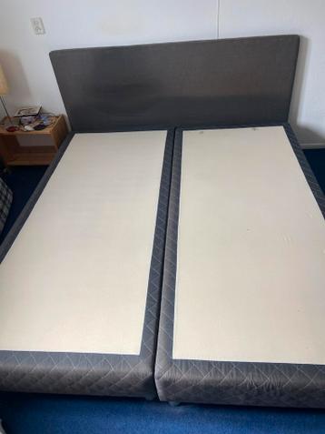 Gratis Boxspring 2x 90x200 cm
