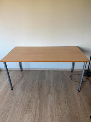GRATIS- Bureau 160x80cm - Ideaal voor thuiswerken