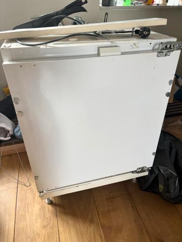 Inbouwkoelkast - Defect, gratis af te halen