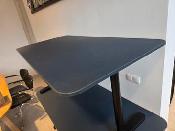 GRATIS: BEKANT bureau