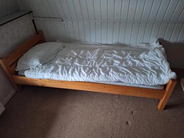 Grenen bed 1 persoon