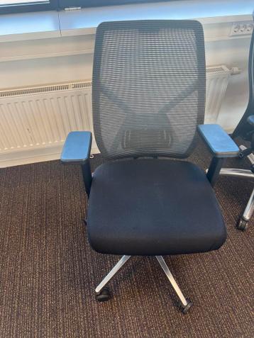 Bureaustoelen gratis af te halen (minimaal 2)