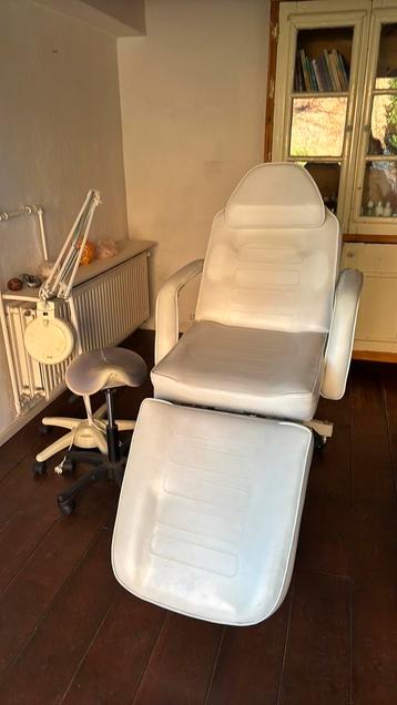 Gratis Schoonheidsspecialiste stoel