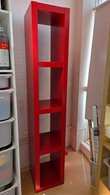 Gratis. 2x grote open kast