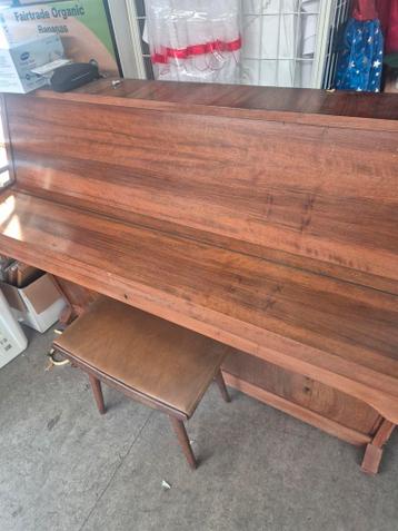 Bruine Bach Piano in goede staat