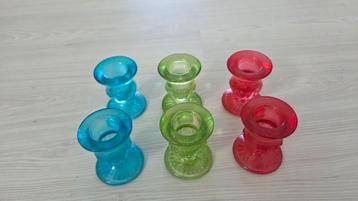 Set van 6 gekleurde kandelaars