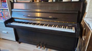 Waldheim Piano - Klassiek en Elegant Gratis op te halen