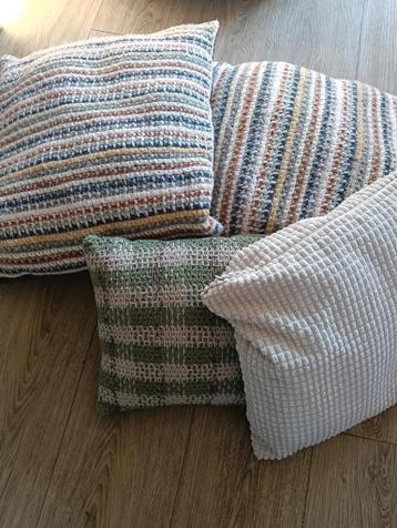 Grote en kleine kussens GRATIS