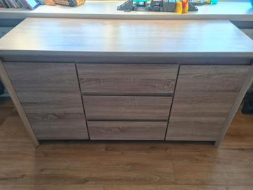 GRATIS kast dressoir