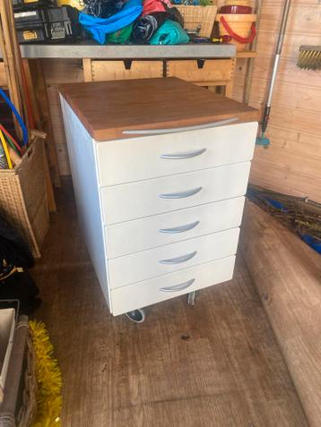 Ladekast / keukenladenblok met 5 laden gratis ophalen