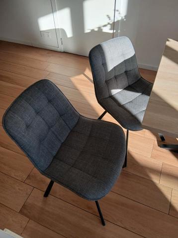 Grijze Stoffen Stoelen - Set van zes Gratis!