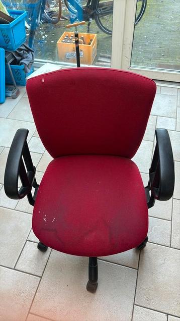 GRATIS Bureaustoel rood