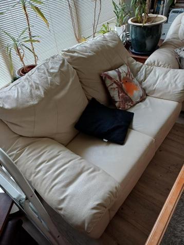 leren bankstel twee en driezit wit