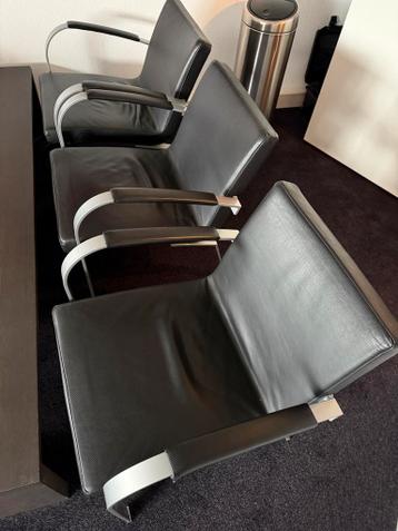 Leolux Tafel + 5 Stoelen - Gratis Af te Halen