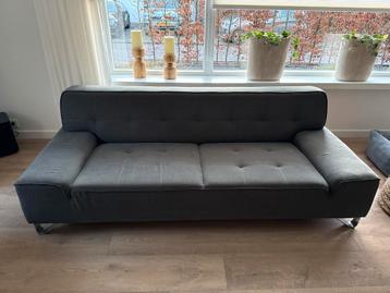 Grijze stoffen bank - Driepersoons