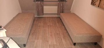 Gratis 2 boxspring onderboxen 140x200